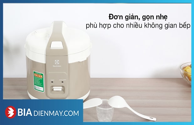 Nồi cơm điện Electrolux E4RC1-350B