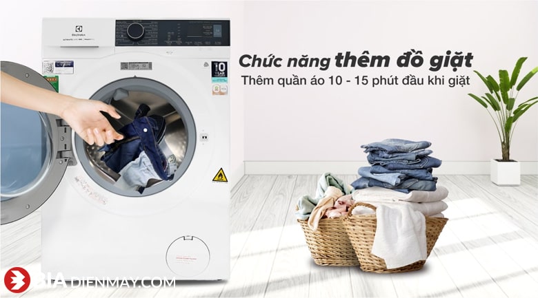 Máy giặt sấy Electrolux Inverter 9 kg EWW9024P5WB - thêm đồ giặt