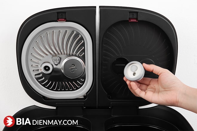 Nồi cơm 2 ngăn đa năng Sharp KN-TC50VN-SL 1.8 lít