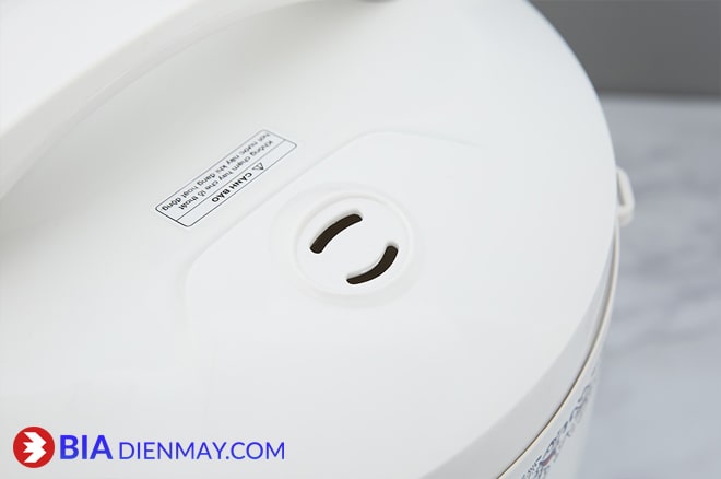 Nồi cơm nắp gài Sharp KS-223TJV-CR 2.2 lít